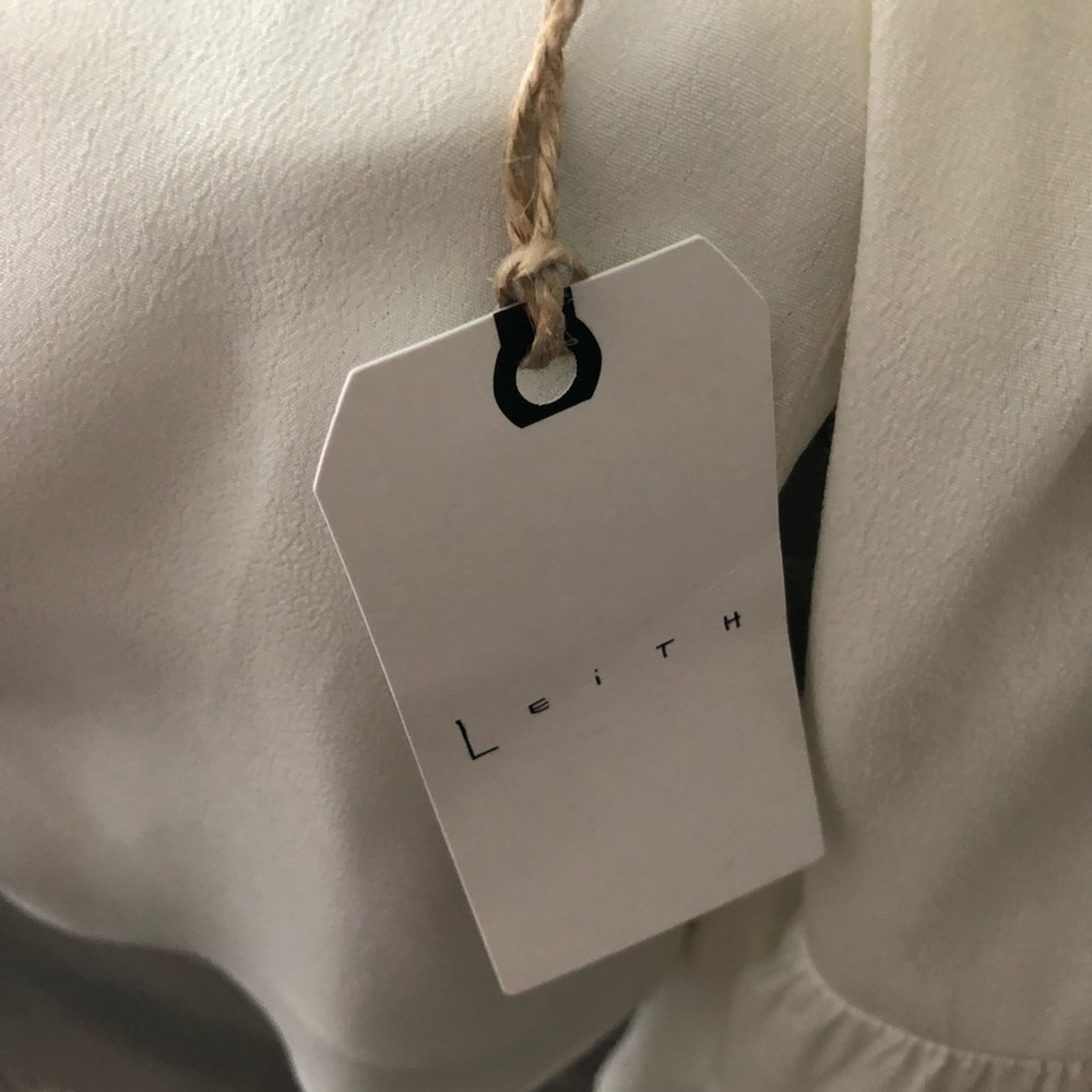 Leith One Shoulder Bell Sleeve Top Cream/Off white - Picture 6 of 7
